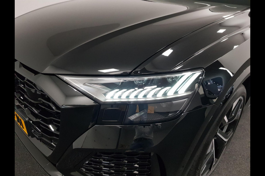 Audi Q8 4.0 TFSI RS Q8 Quattro 600pk! Panorama dak Navigatie Electrische achterklep Led Camera Climate Control Parkeer sensoren voor en achter Lichtmetalen Velgen