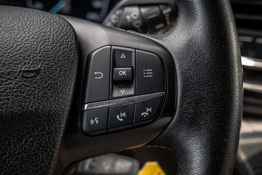 Ford Transit Custom 2.0 EcoBlue L2H1 | 170 PK | Automaat | DC 5-Zits | LED | Camera | Carplay | Cruise | PDC | Trekhaak
