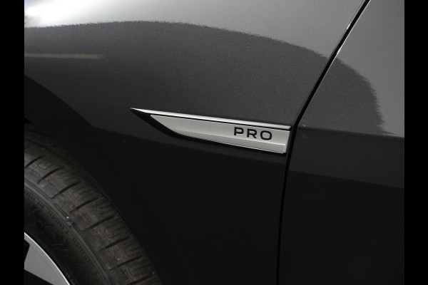 Volkswagen ID.3 Pro Edition 204pk Warmtepomp 18"Lichtmetalen Velgen Navigatie Camera Adaptive Cruise Control Climate Control