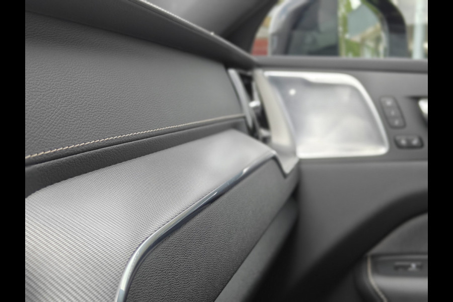 Volvo XC60 T8 AWD 405PK Plug-in Hybrid Polestar Engineered | SoH 90% | BLIS | Trekhaak | HUD | ACC | B&W | Elektr Stoelen | Verwarm. Stoelen |