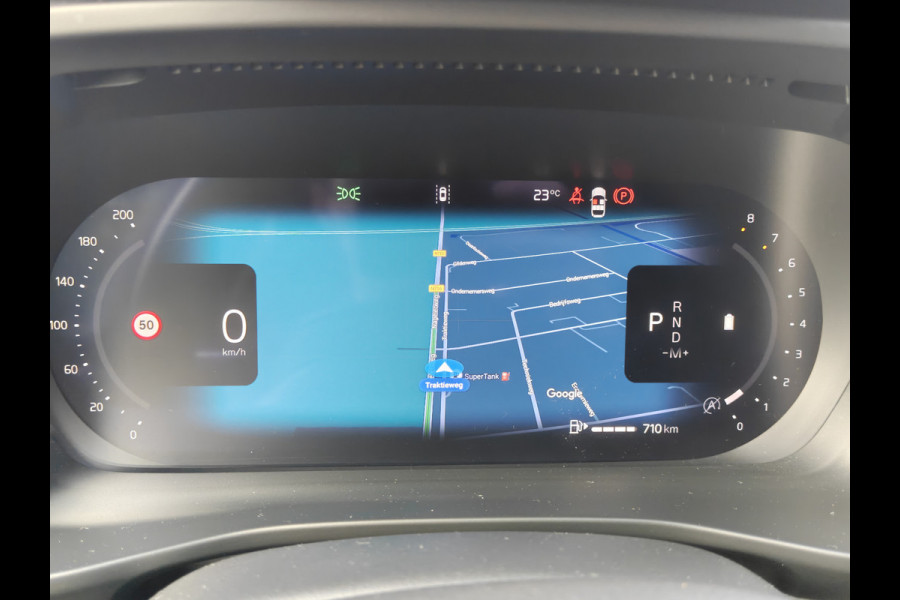 Volvo XC40 B4 211PK Plus Dark | BLIS | Trekhaak | H&K | Verwarm. Stoelen+Stuur | ACC | PDC V+A | Camera Achter |