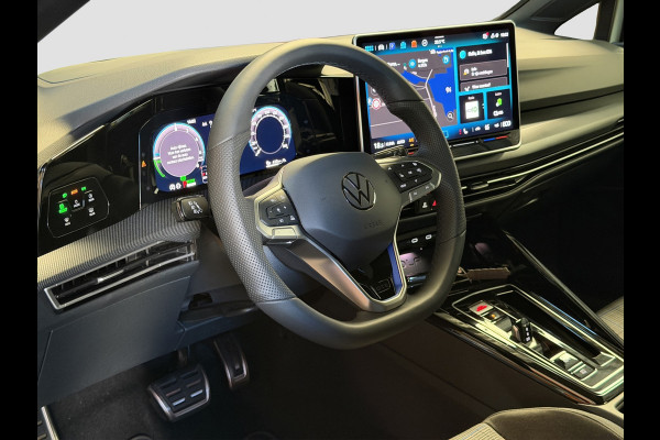 Volkswagen Golf 1.5 eHybrid GTE|HUD|DCC|Matrix IQ|Trekhaak|5jr.garantie