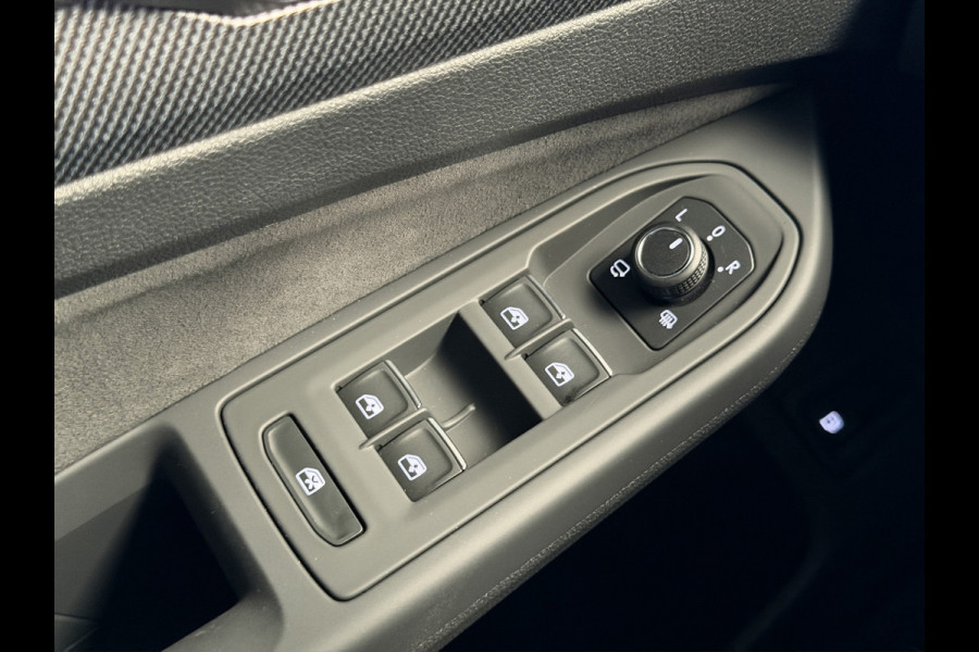Volkswagen Golf 1.5 eHybrid GTE|HUD|DCC|Matrix IQ|Trekhaak|5jr.garantie
