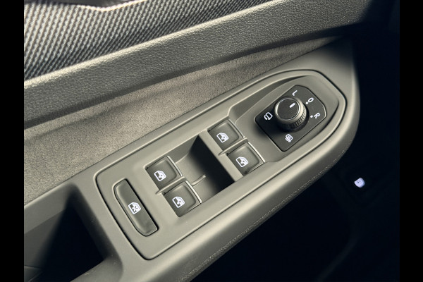 Volkswagen Golf 1.5 eHybrid GTE|HUD|DCC|Matrix IQ|Trekhaak|5jr.garantie