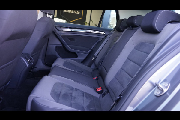 Volkswagen Golf 7.5 1.5 TSI R-Line ACC|ALCANTARA|CLIMA|DYNAUDIO|FULL LED|NAVIGATIE|STOELVERWARMING