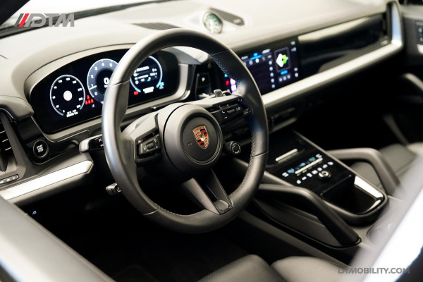 Porsche Cayenne Coupé 3.0 E-Hybrid Black Edition | Sportdesign | Trekhaak