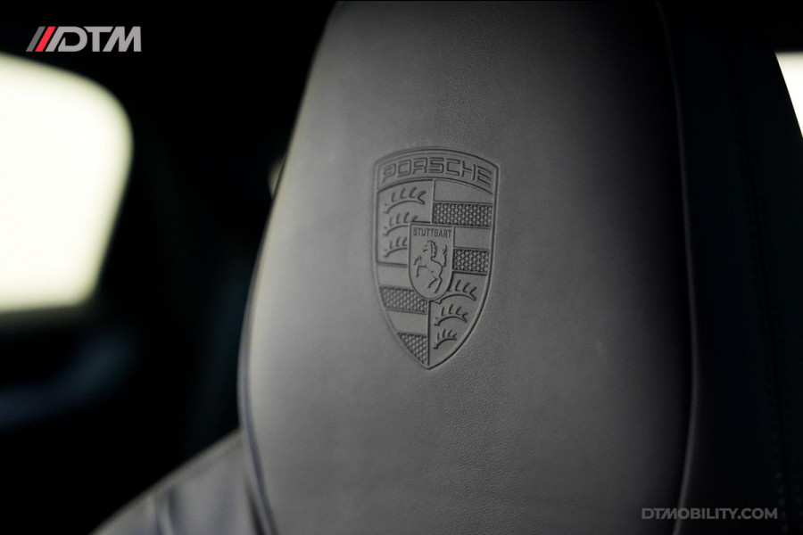 Porsche Cayenne Coupé 3.0 E-Hybrid Black Edition | Sportdesign | Trekhaak