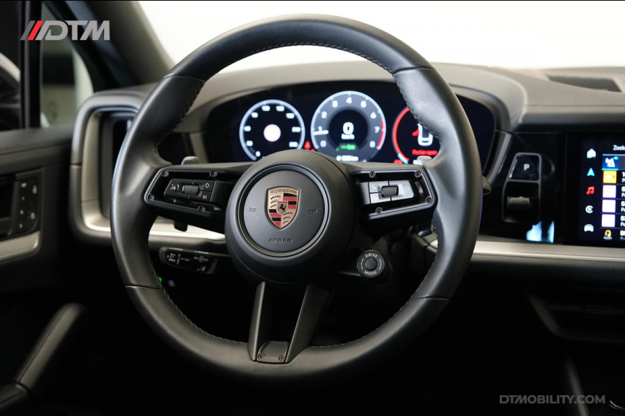 Porsche Cayenne Coupé 3.0 E-Hybrid Black Edition | Sportdesign | Trekhaak
