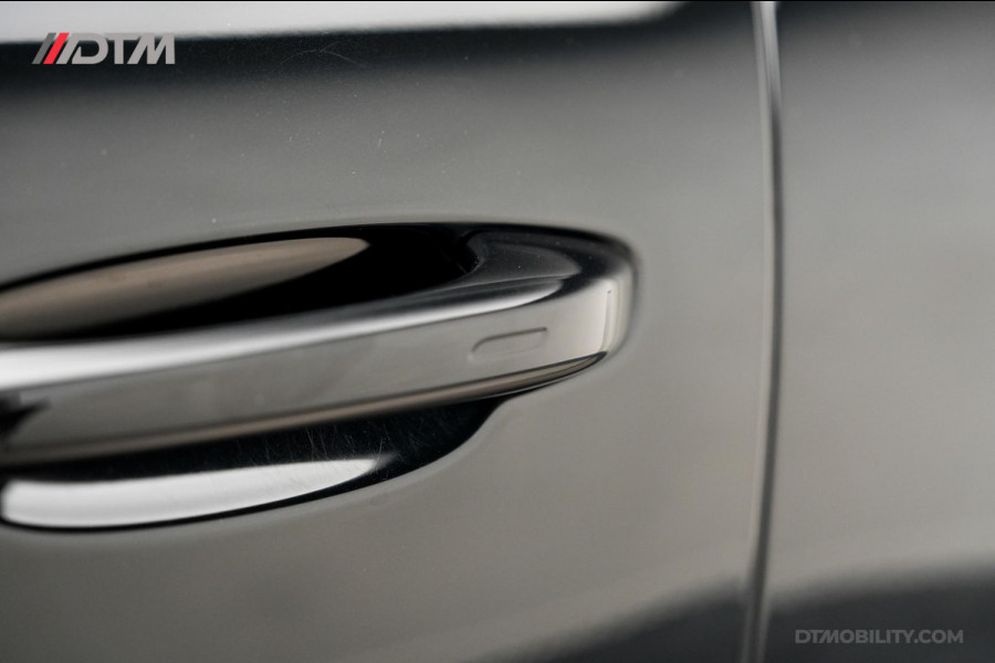 Porsche Cayenne Coupé 3.0 E-Hybrid Black Edition | Sportdesign | Trekhaak