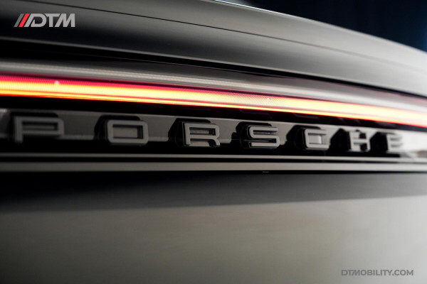 Porsche Cayenne Coupé 3.0 E-Hybrid Black Edition | Sportdesign | Trekhaak