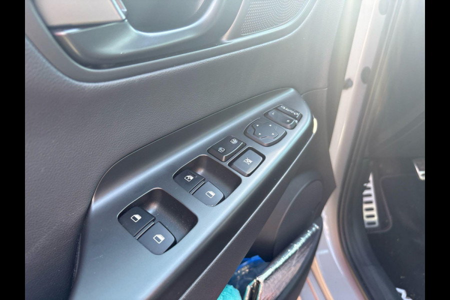 Hyundai Kona 1.0 T-GDI N Line | Stoelventilatie & Verwarming | Elek. Verstelbare Stoel | Dodehoeksensoren | Camera |