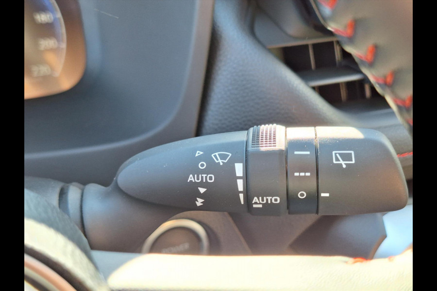 Toyota RAV4 Plug-in Hybrid 300 AWD Style | Head up display, December 2025, Dodehoekherkenning, Parkeersensoren, Stoel + Stuurverwarming