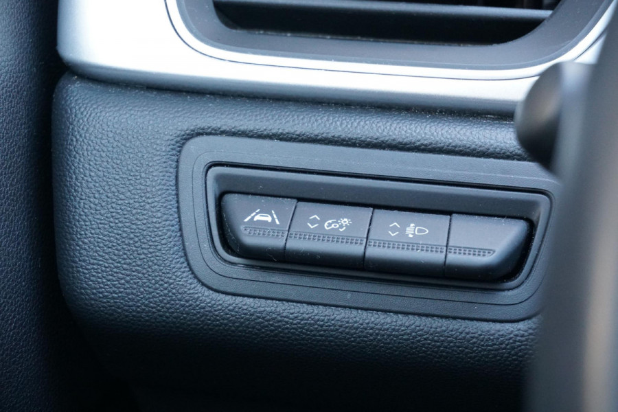 Renault Captur 1.6 E-Tech full hybrid 145 techno + CAMERA / APPLE CARPLAY / LED