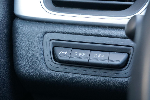 Renault Captur 1.6 E-Tech full hybrid 145 techno + CAMERA / APPLE CARPLAY / LED