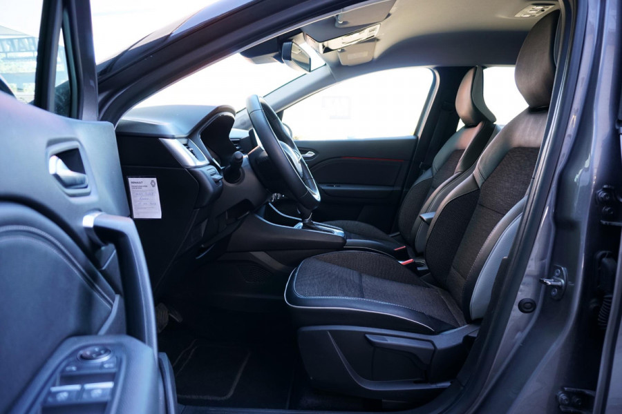 Renault Captur 1.6 E-Tech full hybrid 145 techno + CAMERA / APPLE CARPLAY / LED