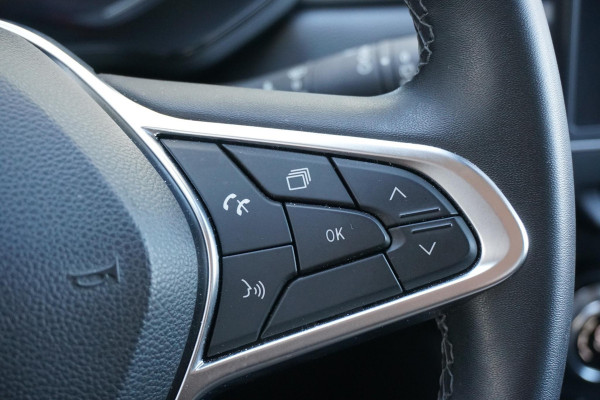 Renault Captur 1.6 E-Tech full hybrid 145 techno + CAMERA / APPLE CARPLAY / LED