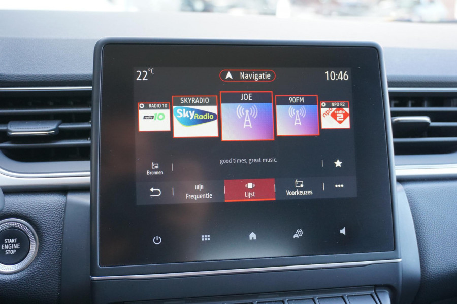 Renault Captur 1.6 E-Tech full hybrid 145 techno + CAMERA / APPLE CARPLAY / LED