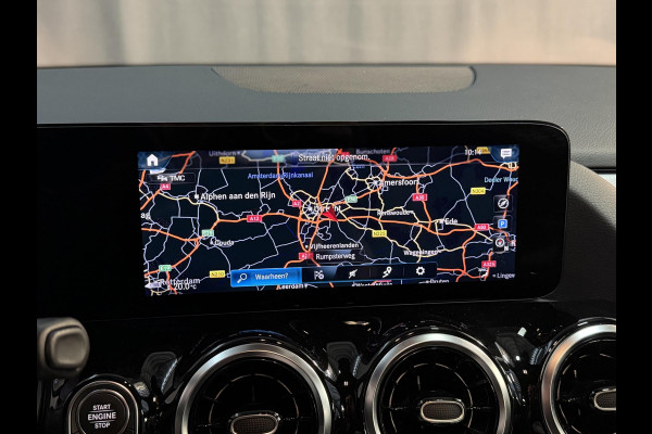 Mercedes-Benz GLA 250 e Progressive 17"/Widescreen/Stoelverwarming/DAB/Apple Carplay & Android Auto/Navigatie/Climate/PDC v+a