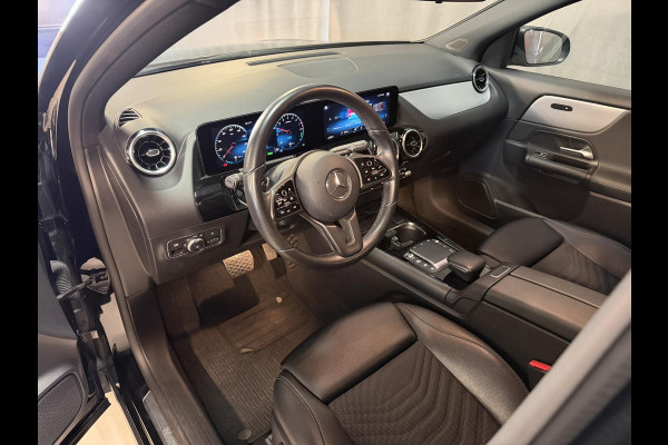 Mercedes-Benz GLA 250 e Progressive 17"/Widescreen/Stoelverwarming/DAB/Apple Carplay & Android Auto/Navigatie/Climate/PDC v+a