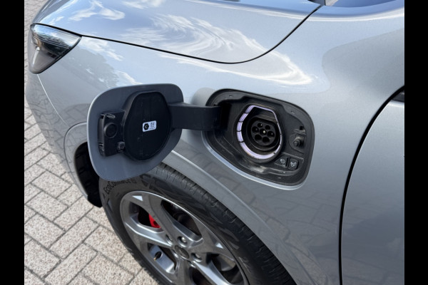 Ford Kuga 2.5 PHEV ST-Line X