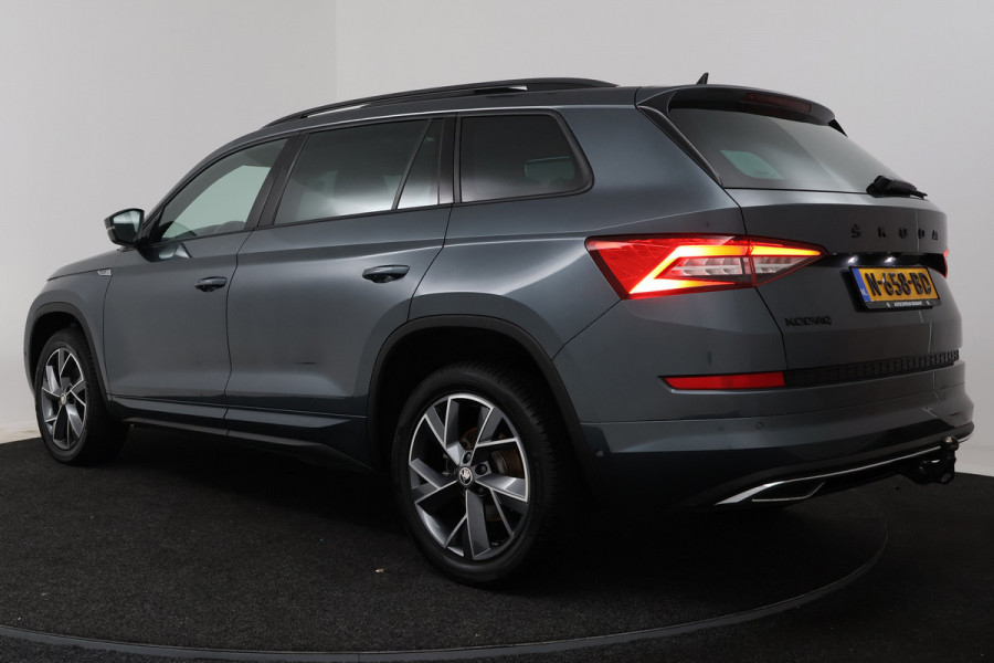 Škoda Kodiaq 1.5 TSI Business Edition Plus 7p. (PANORAMADAK, TREKHAAK WEGKLAPBAAR, STUUR-/STOELVERWARMING, CAMERA, MASSAGE STOELEN