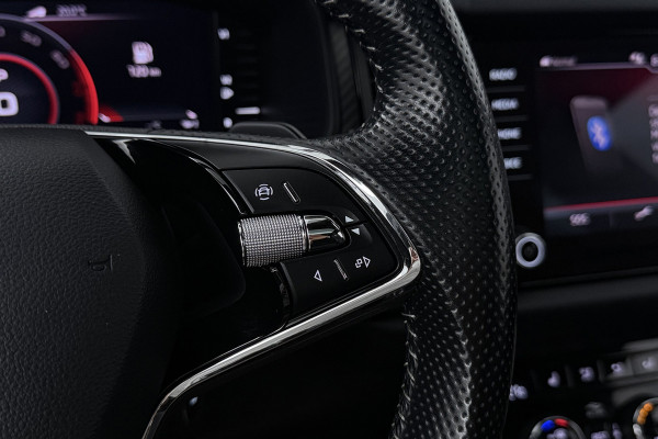 Škoda Kodiaq 1.5 TSI Business Edition Plus 7p. (PANORAMADAK, TREKHAAK WEGKLAPBAAR, STUUR-/STOELVERWARMING, CAMERA, MASSAGE STOELEN