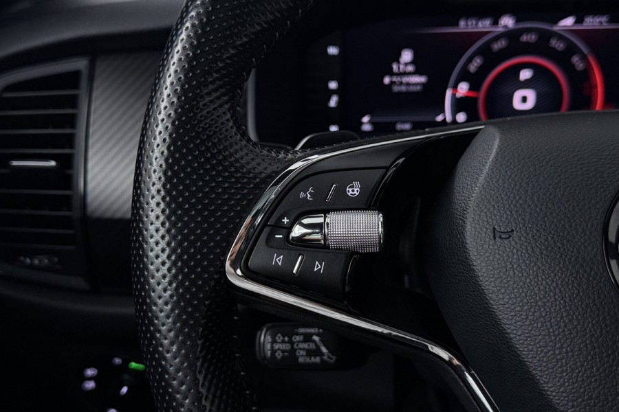 Škoda Kodiaq 1.5 TSI Business Edition Plus 7p. (PANORAMADAK, TREKHAAK WEGKLAPBAAR, STUUR-/STOELVERWARMING, CAMERA, MASSAGE STOELEN