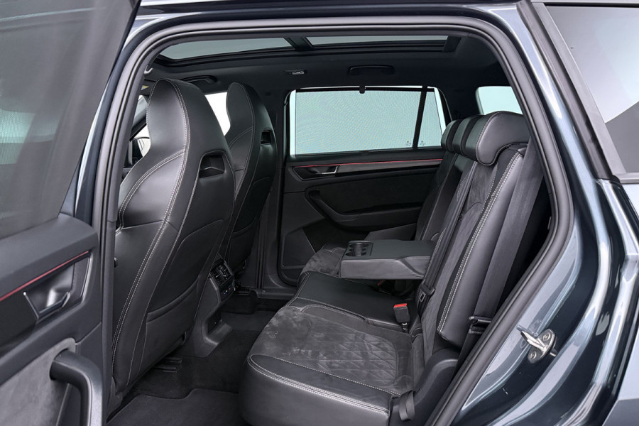 Škoda Kodiaq 1.5 TSI Business Edition Plus 7p. (PANORAMADAK, TREKHAAK WEGKLAPBAAR, STUUR-/STOELVERWARMING, CAMERA, MASSAGE STOELEN