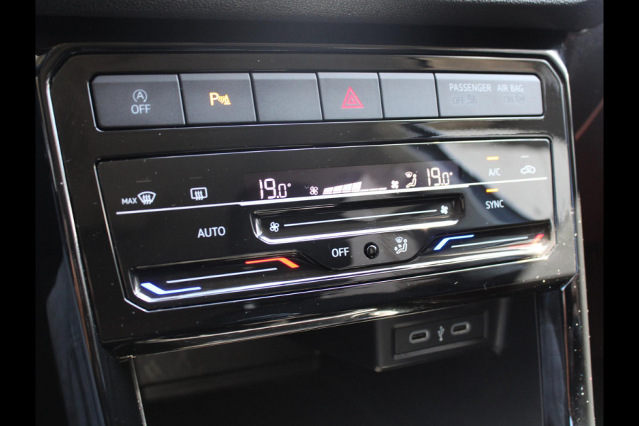 Volkswagen T-Cross 1.0 TSI Style | APPLE CARPLAY / ANDROID AUTO | ADAPTIEVE CRUISE CONTROL |