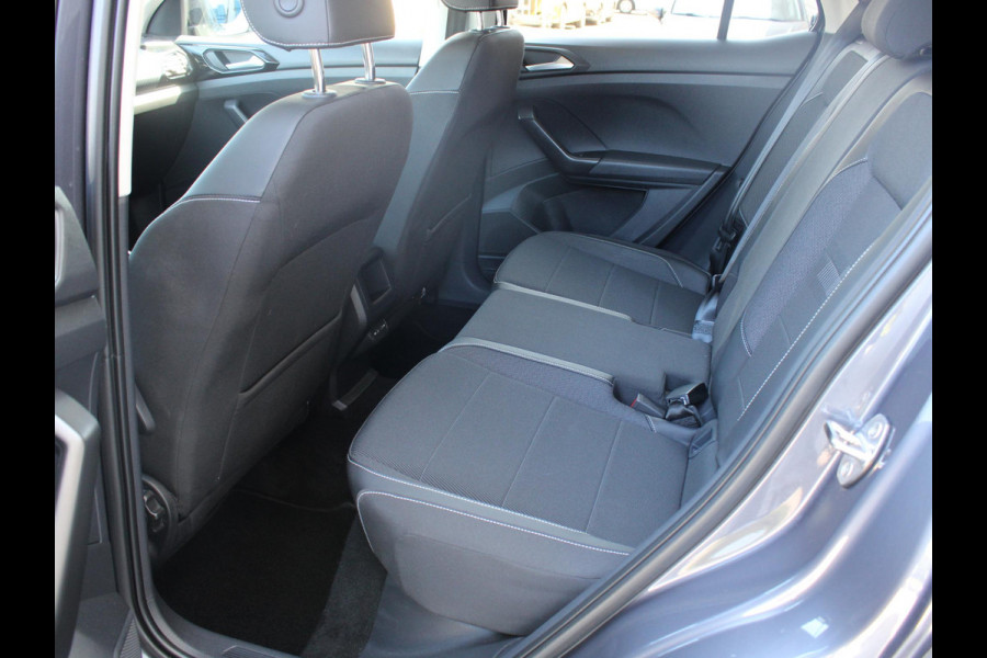 Volkswagen T-Cross 1.0 TSI Style | APPLE CARPLAY / ANDROID AUTO | ADAPTIEVE CRUISE CONTROL |