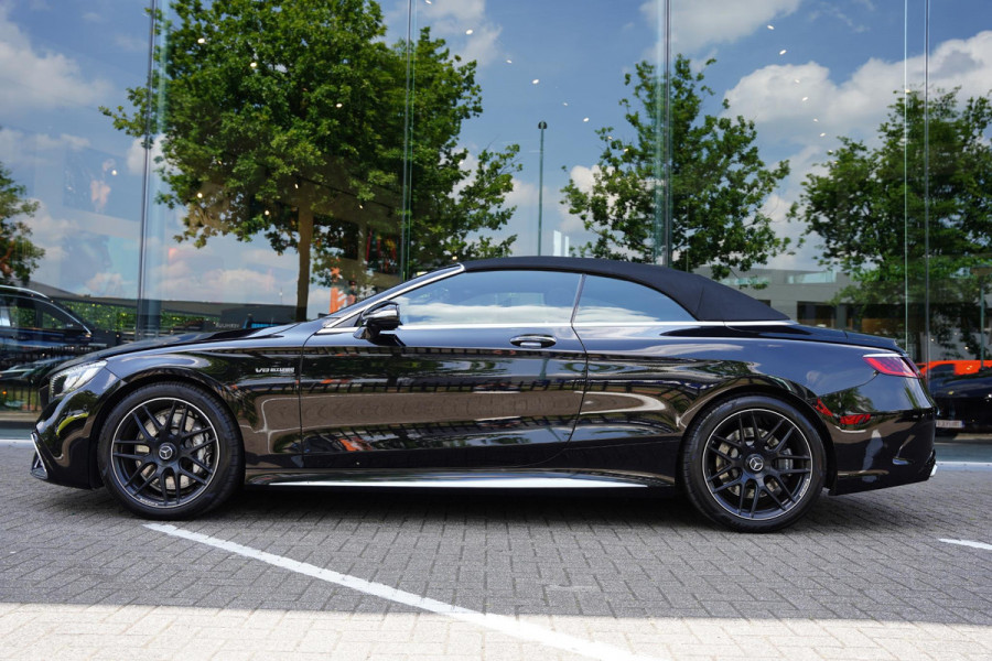 Mercedes-Benz S-Klasse 63 AMG Cabriolet 4-Matic / Nachtzicht / Burmester