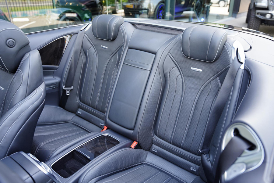 Mercedes-Benz S-Klasse 63 AMG Cabriolet 4-Matic / Nachtzicht / Burmester