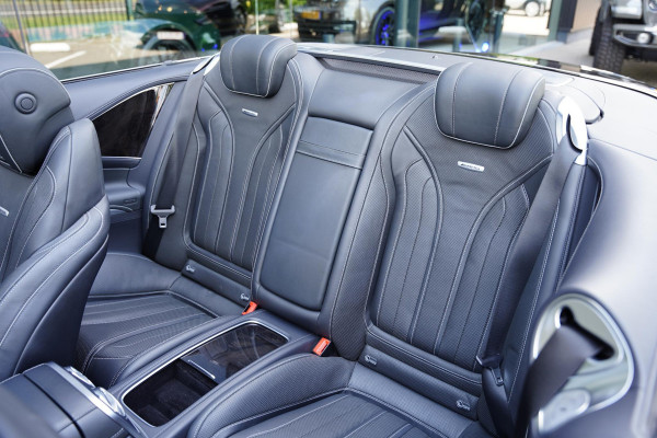 Mercedes-Benz S-Klasse 63 AMG Cabriolet 4-Matic / Nachtzicht / Burmester