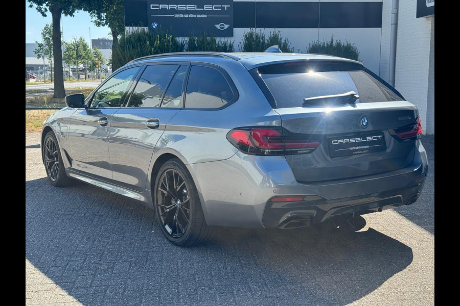 BMW 5 Serie Touring 530e M Sport | Soft Close | Head-Up | Comfort | Harman/Kardon | Panoramdak