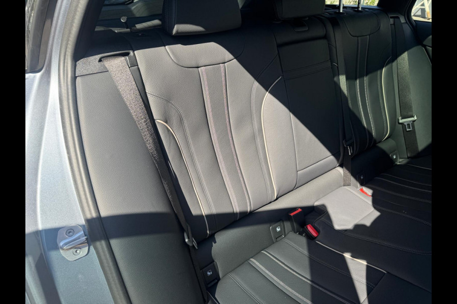 BMW 5 Serie Touring 530e M Sport | Soft Close | Head-Up | Comfort | Harman/Kardon | Panoramdak
