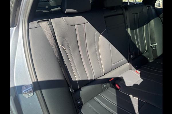 BMW 5 Serie Touring 530e M Sport | Soft Close | Head-Up | Comfort | Harman/Kardon | Panoramdak