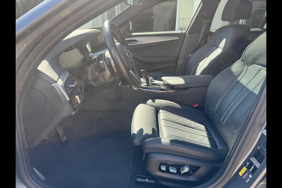 BMW 5 Serie Touring 530e M Sport | Soft Close | Head-Up | Comfort | Harman/Kardon | Panoramdak