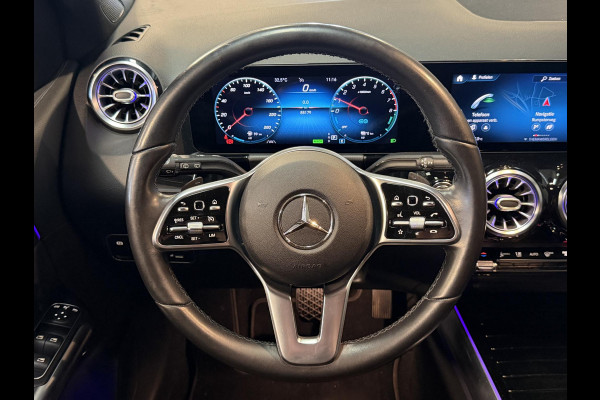 Mercedes-Benz B-Klasse 250 e 18''/Sfeerverlichting/Navigatie/Camera/DAB/PDC v+a/Stoelverwarming/Apple Carplay & Android Auto