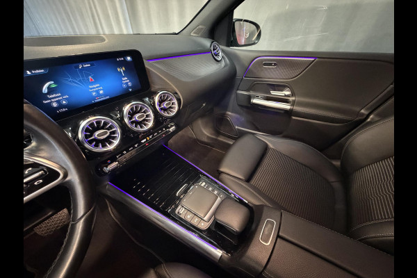 Mercedes-Benz B-Klasse 250 e 18''/Sfeerverlichting/Navigatie/Camera/DAB/PDC v+a/Stoelverwarming/Apple Carplay & Android Auto