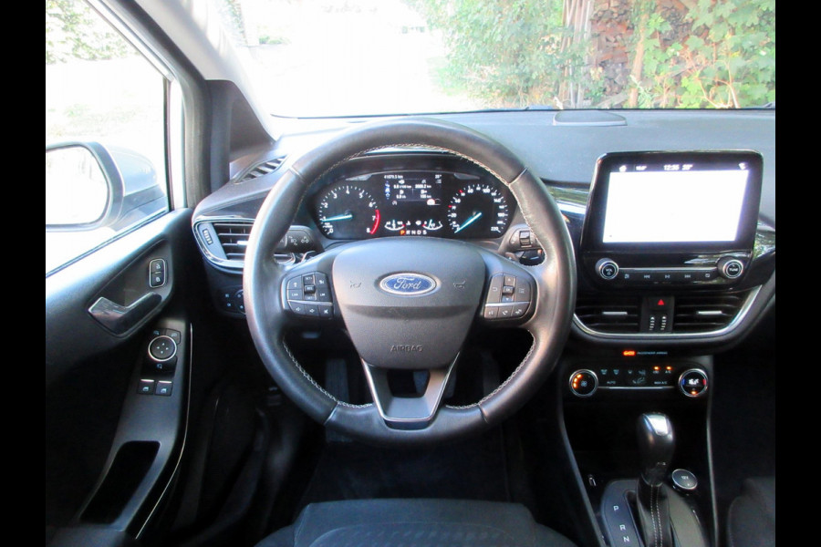 Ford Fiesta 1.0 EcoBoost Automaat *Navi * Camera * Trekhaak *