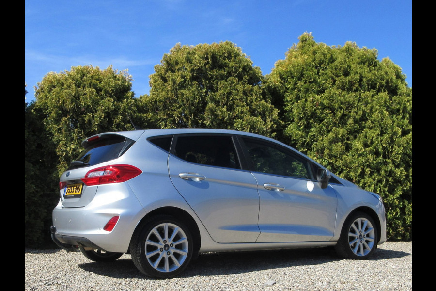Ford Fiesta 1.0 EcoBoost Automaat *Navi * Camera * Trekhaak *