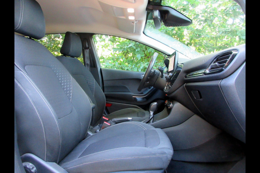 Ford Fiesta 1.0 EcoBoost Automaat *Navi * Camera * Trekhaak *