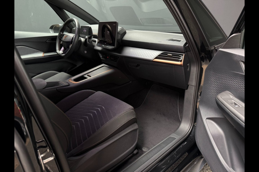 CUPRA Born CUPRA Born 546 km Limited 84 kw Adaptive cruise control, Achteruitrijcamera,Head-up