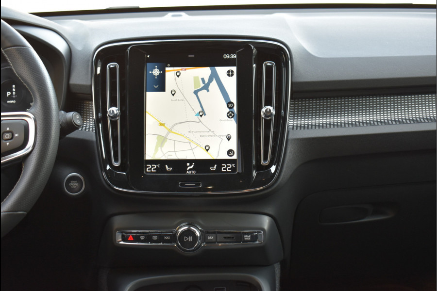 Volvo XC40 1.5 T5 Recharge R-Design 262 Pk Full Led Navi Camera Keyless DAB 19 Inch