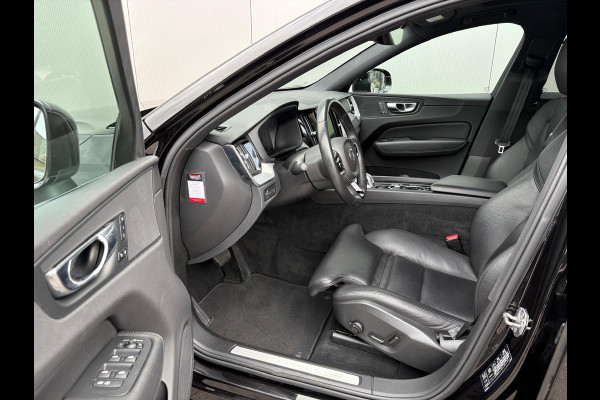 Volvo XC60 2.0 T8 Twin Engine AWD Inscription Pano-dak/Trekhaak/Luchtvering/Stoelverwarming