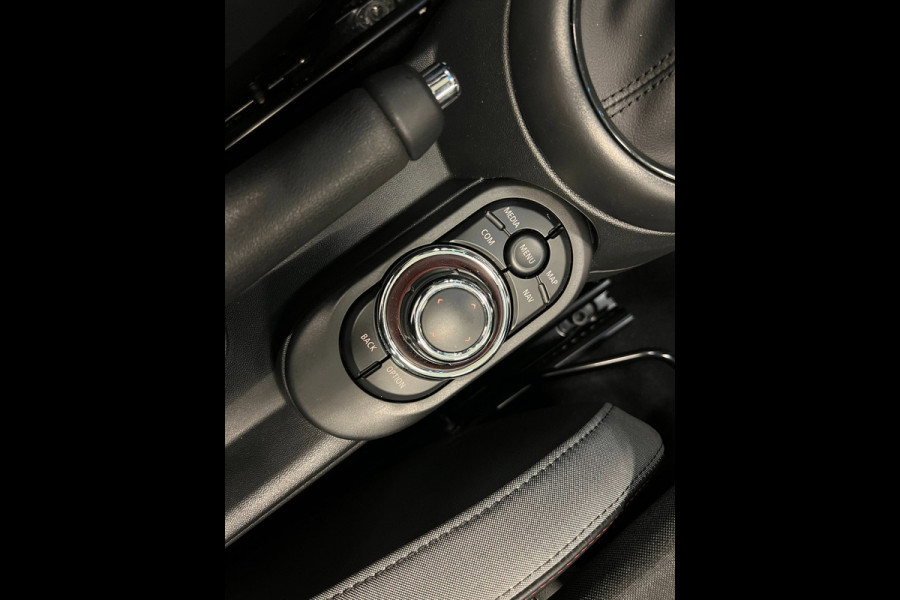 MINI Cabrio 2.0 Cooper S JCW 18'' JCW-STOELEN/NAVI/H-UP/H-KARDON/CAM/DAB/CARPLAY///