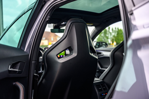 CUPRA Formentor 2.0 TSI 4DRIVE /Pano/Carbon/Kuipstoelen/310pk
