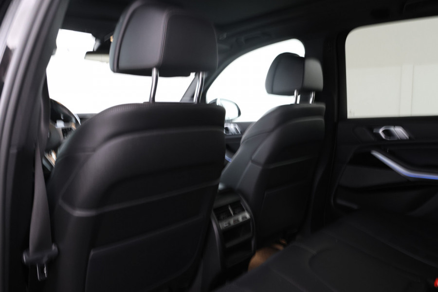 BMW X5 xDrive45e High Executive M-sport Full black Apple carplay
