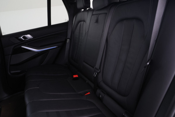 BMW X5 xDrive45e High Executive M-sport Full black Apple carplay