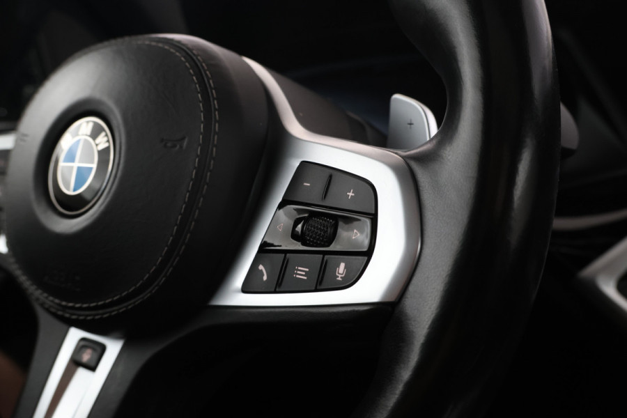 BMW X5 xDrive45e High Executive M-sport Full black Apple carplay